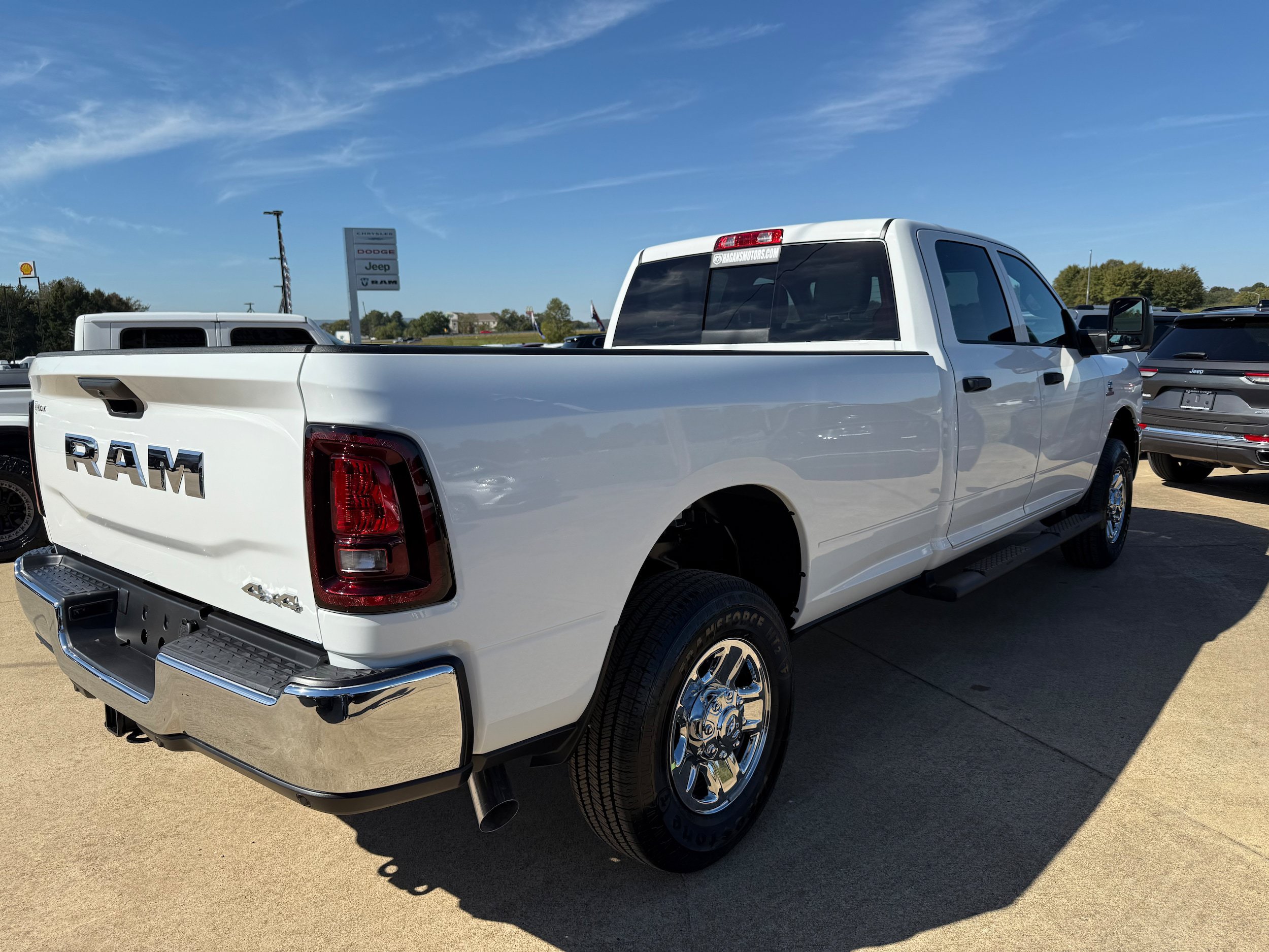 New 2026 RAM 2500 Tradesman AWD/4WD image 4