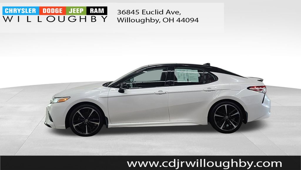 Used 2020 Toyota Camry XSE image 5