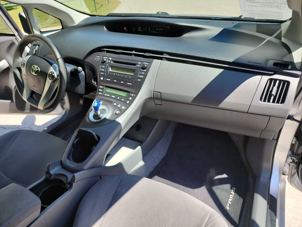 Used 2011 Toyota Prius Three image 31