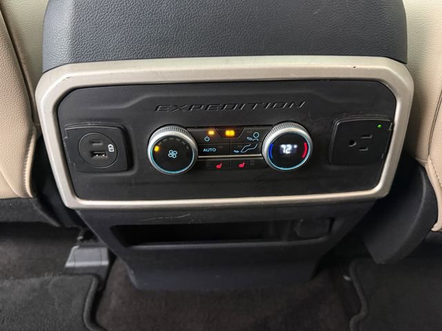 Used 2022 Ford Expedition Max Limited RWD image 31