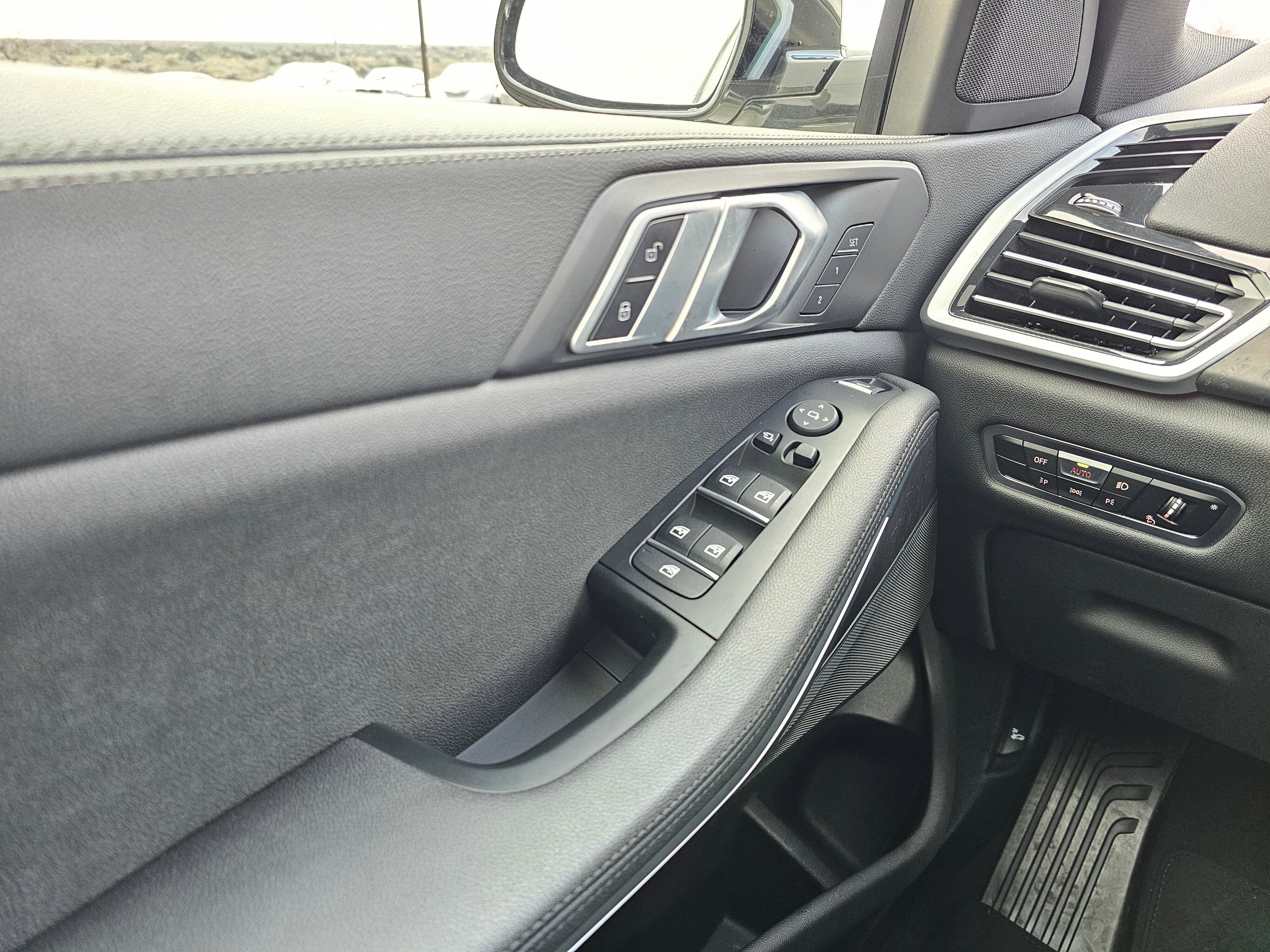 Certified 2022 BMW X5 xDrive40i w/ Parking Assistance Package image 29