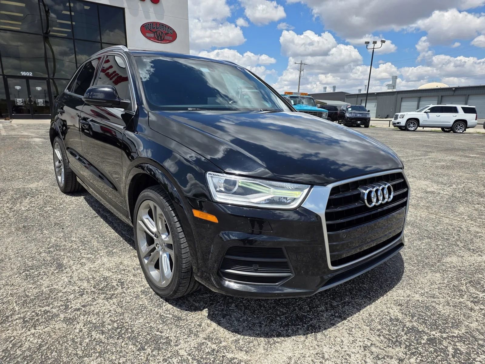 Used 2017 Audi Q3 2.0T Premium Plus w/ Premium Plus Package
