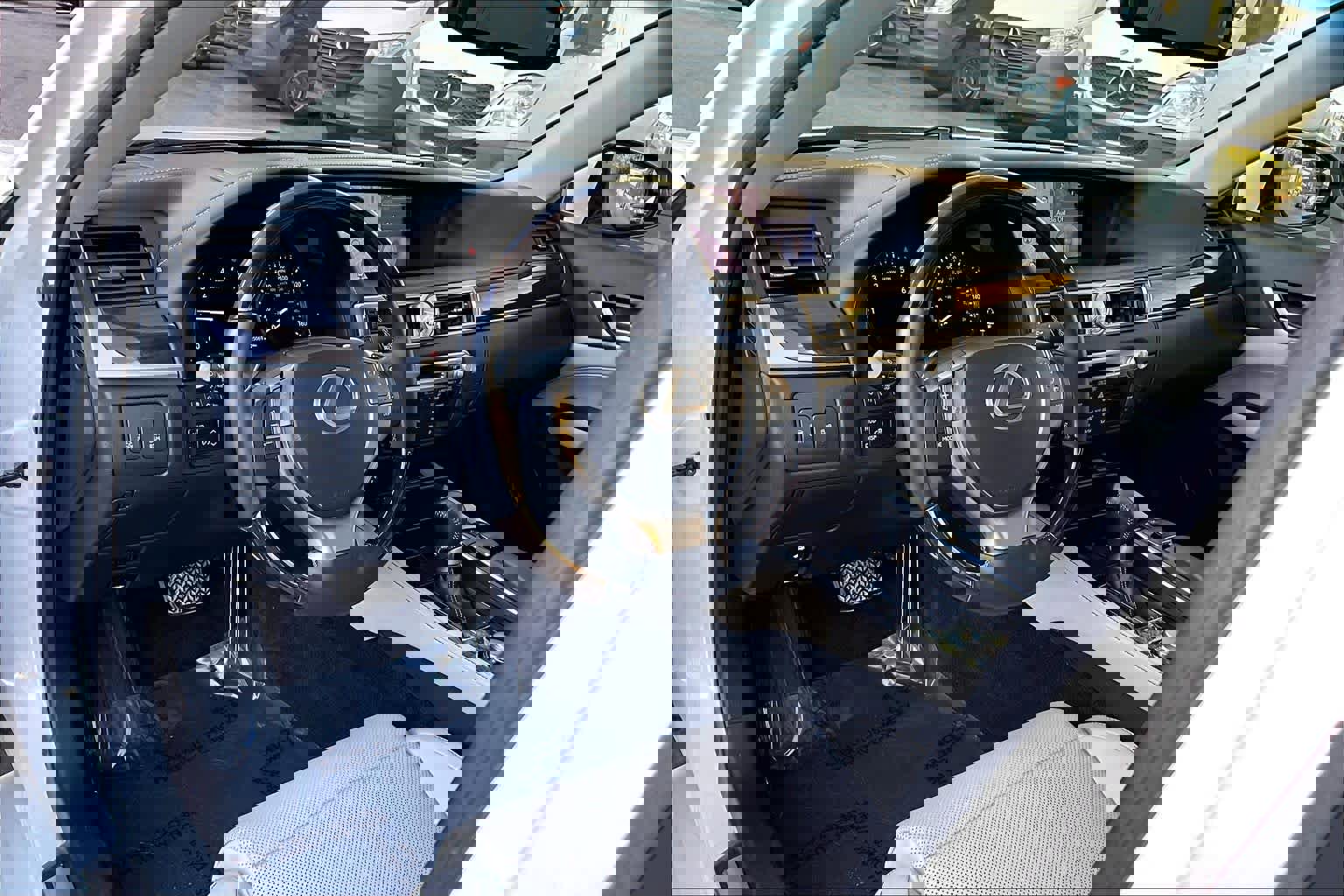 Used 2013 Lexus GS 350 w/ Luxury Pkg image 16