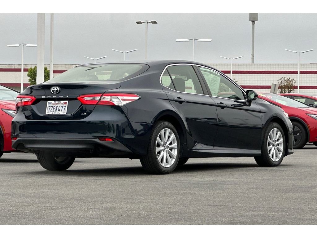 Used 2018 Toyota Camry LE w/ Convenience Package FWD image 4