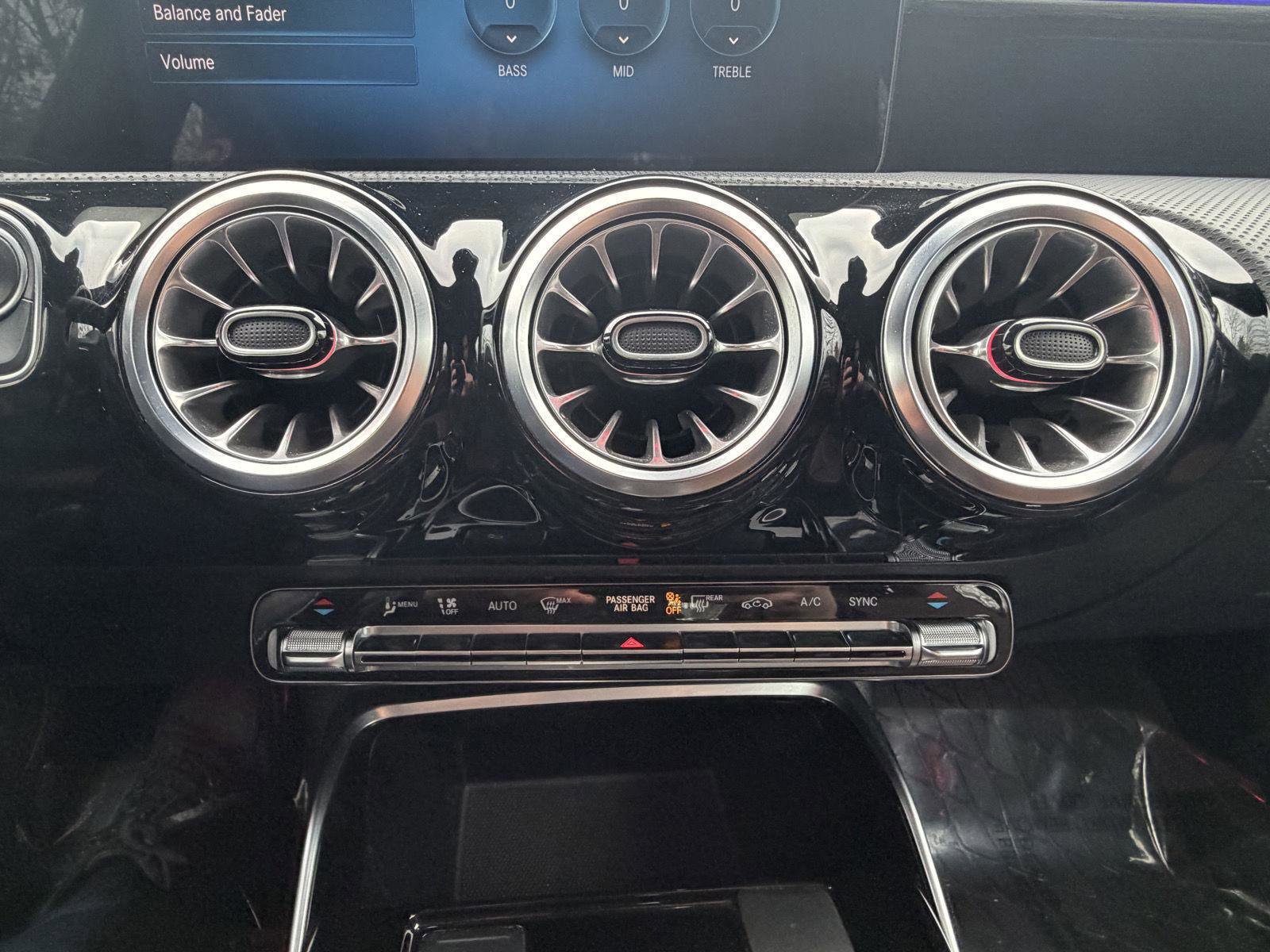 Used 2022 Mercedes-Benz CLA 35 AMG 4MATIC image 14