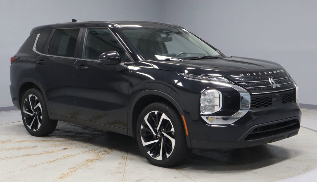 Used 2022 Mitsubishi Outlander ES