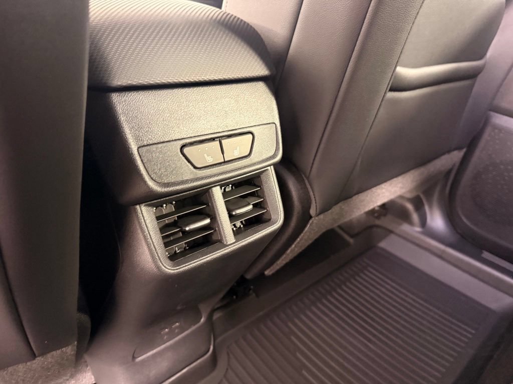 New 2027 Chevrolet Equinox RS w/ Safety and Technology Package AWD/4WD image 43