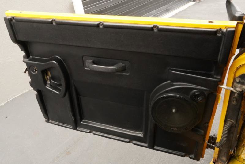 Used 1994 Land Rover Defender 90 image 23