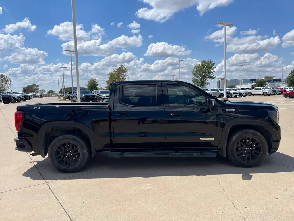Used 2023 GMC Sierra 1500 Elevation w/ Elevation Premium Package AWD/4WD image 6