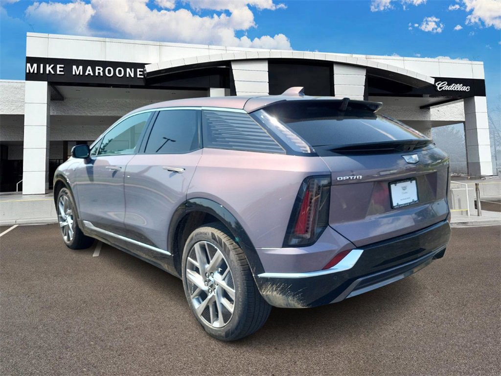 New 2025 Cadillac Optiq Luxury 1 image 4