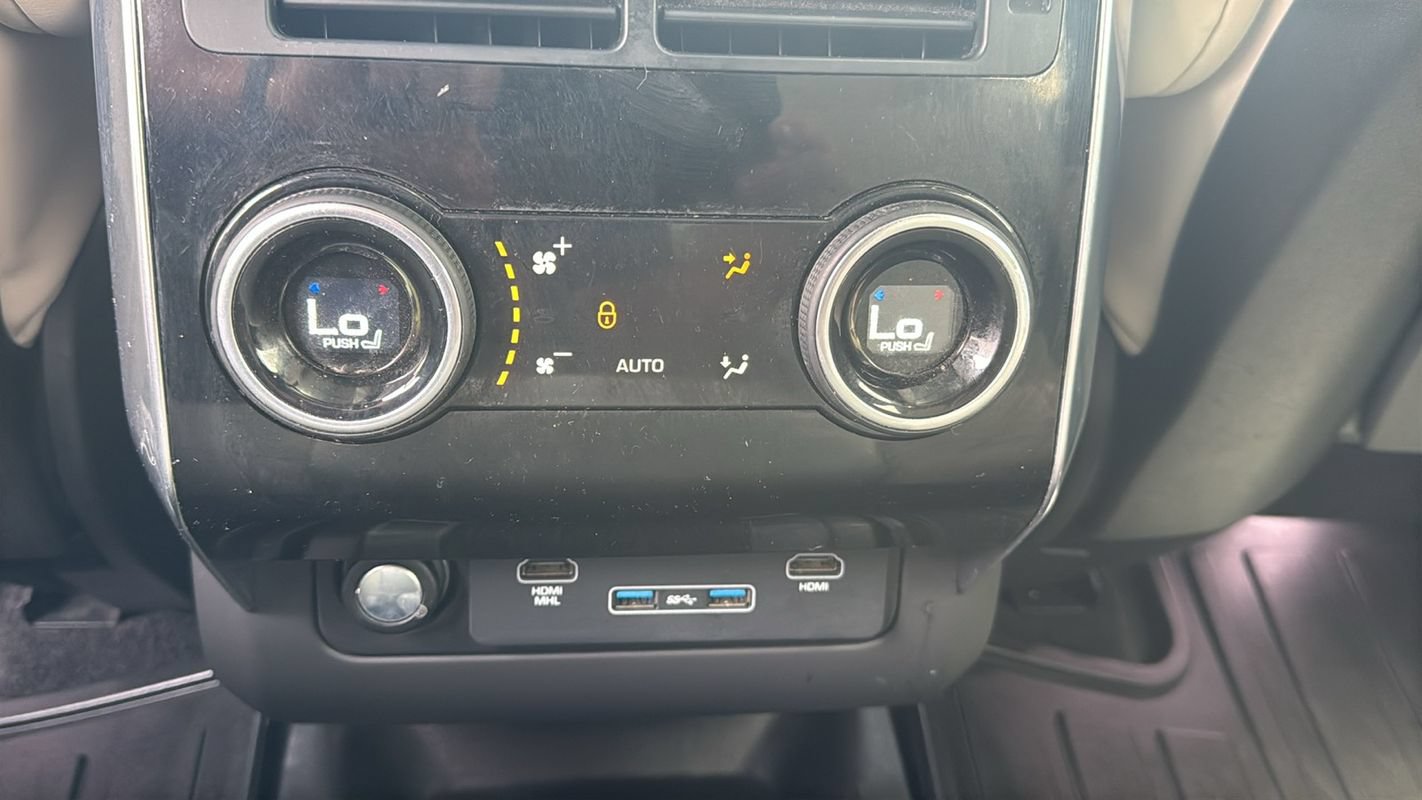 Used 2019 Land Rover Range Rover Sport Supercharged AWD/4WD image 27