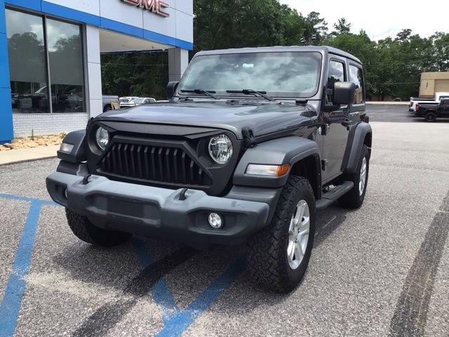 Used 2021 Jeep Wrangler Sport AWD/4WD image 2