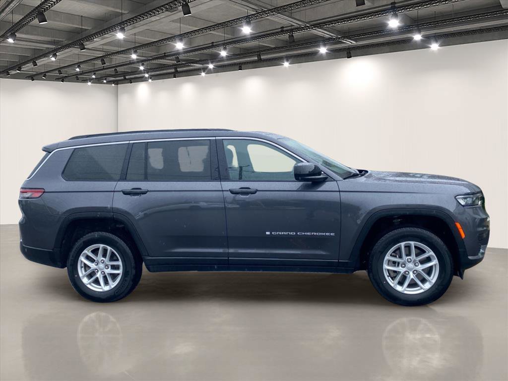 Certified 2024 Jeep Grand Cherokee L Laredo AWD/4WD image 8