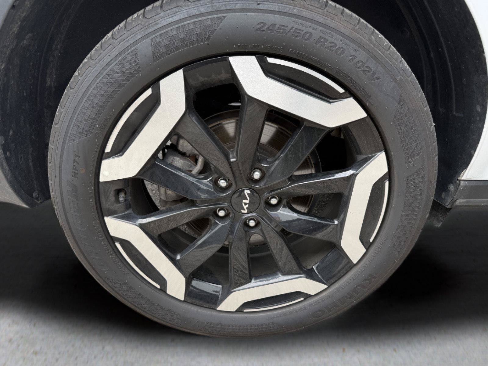 Used 2025 Kia Telluride S FWD image 22