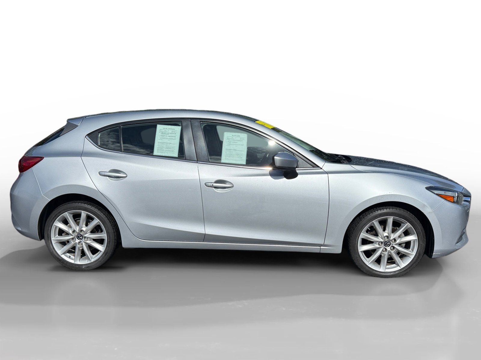 Used 2017 MAZDA MAZDA3 Touring FWD image 6