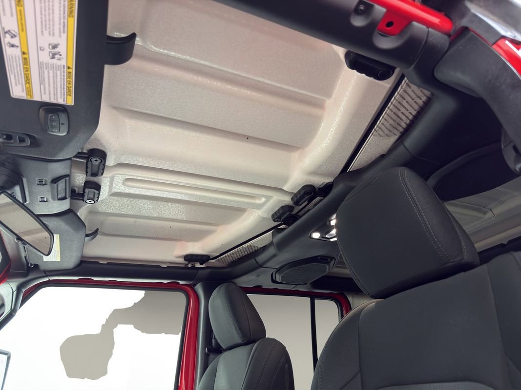 Used 2022 Jeep Wrangler Unlimited Sport image 25