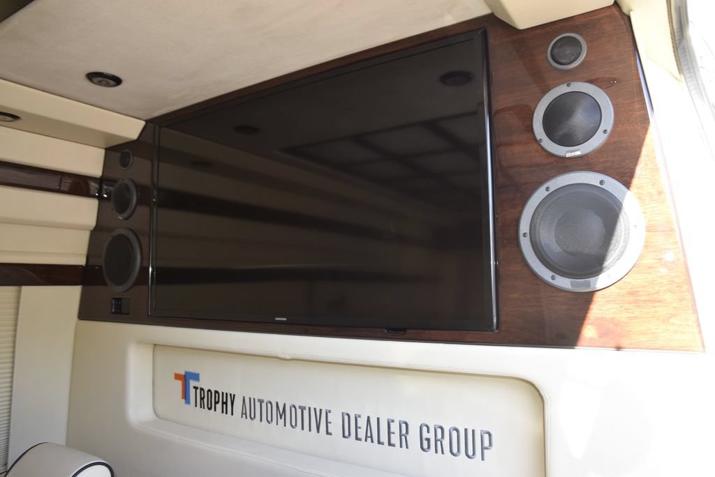 Used 2017 Mercedes-Benz Sprinter 2500 image 32