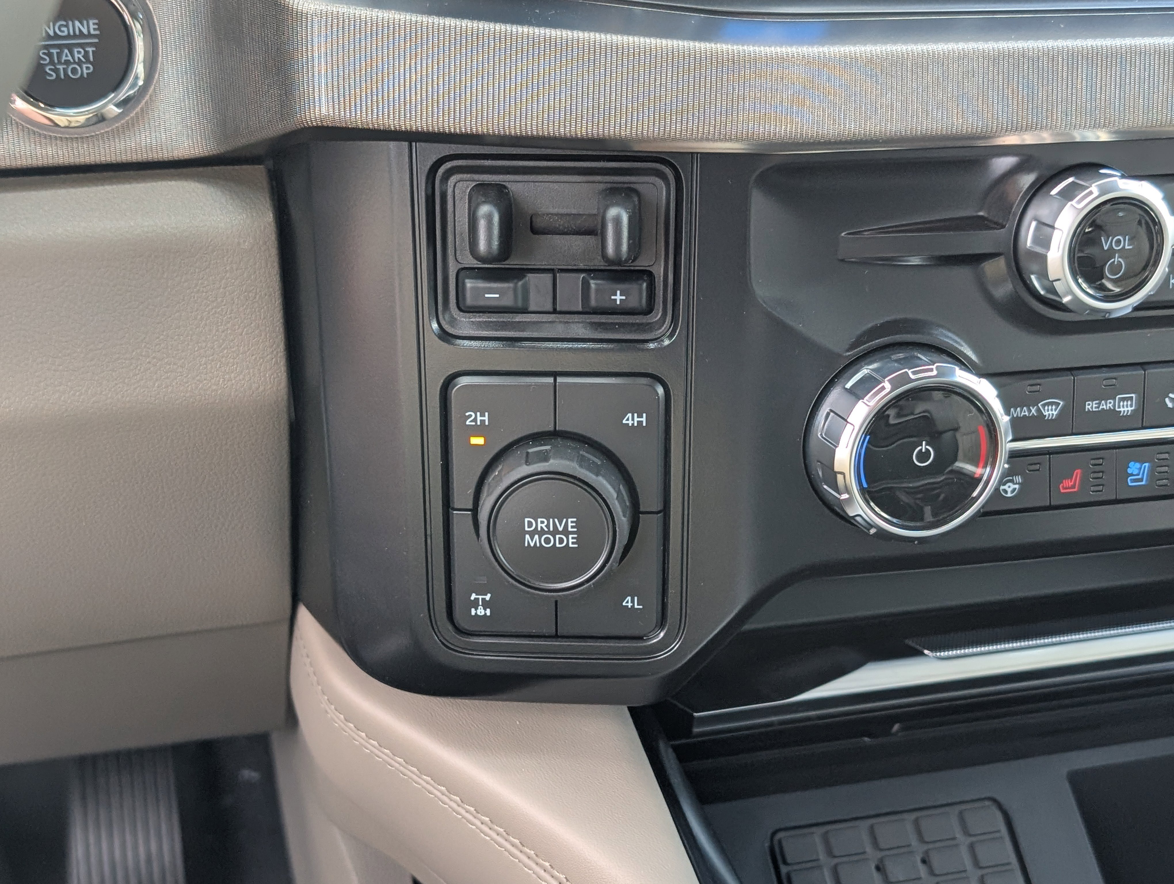 New 2026 Ford F350 Platinum w/ Platinum Plus Package image 28