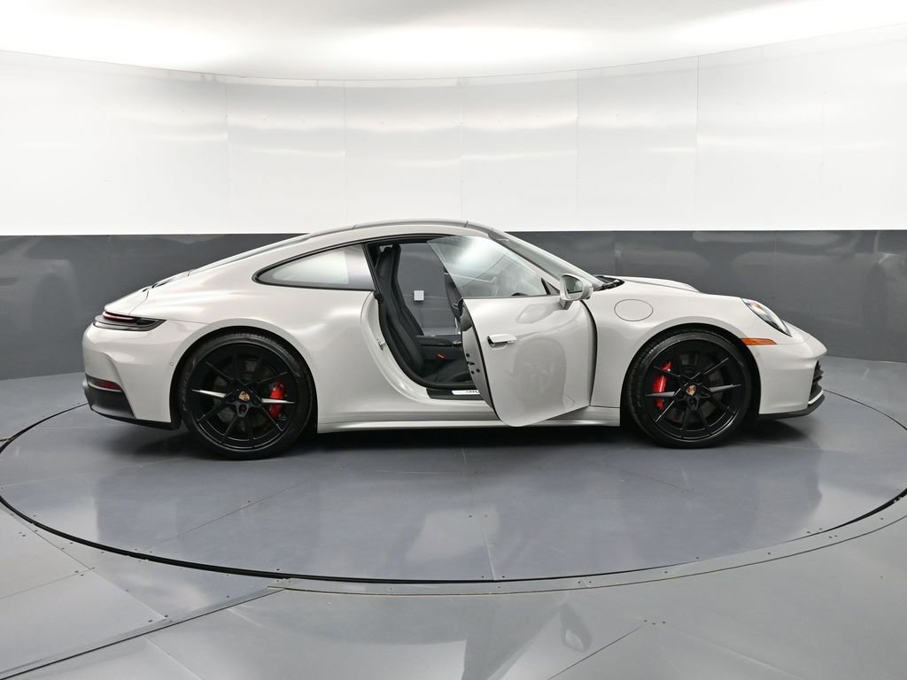 New 2026 Porsche 911 Carrera 4S AWD/4WD image 33
