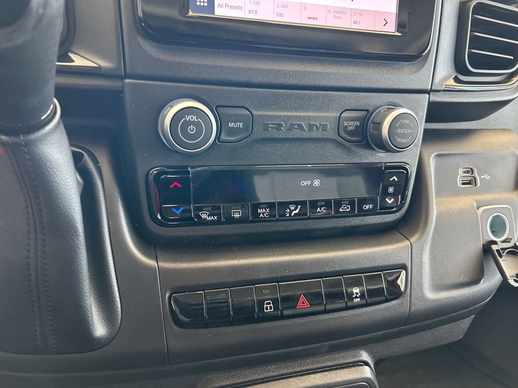 New 2026 RAM ProMaster 2500 w/ Convenience Group FWD image 43