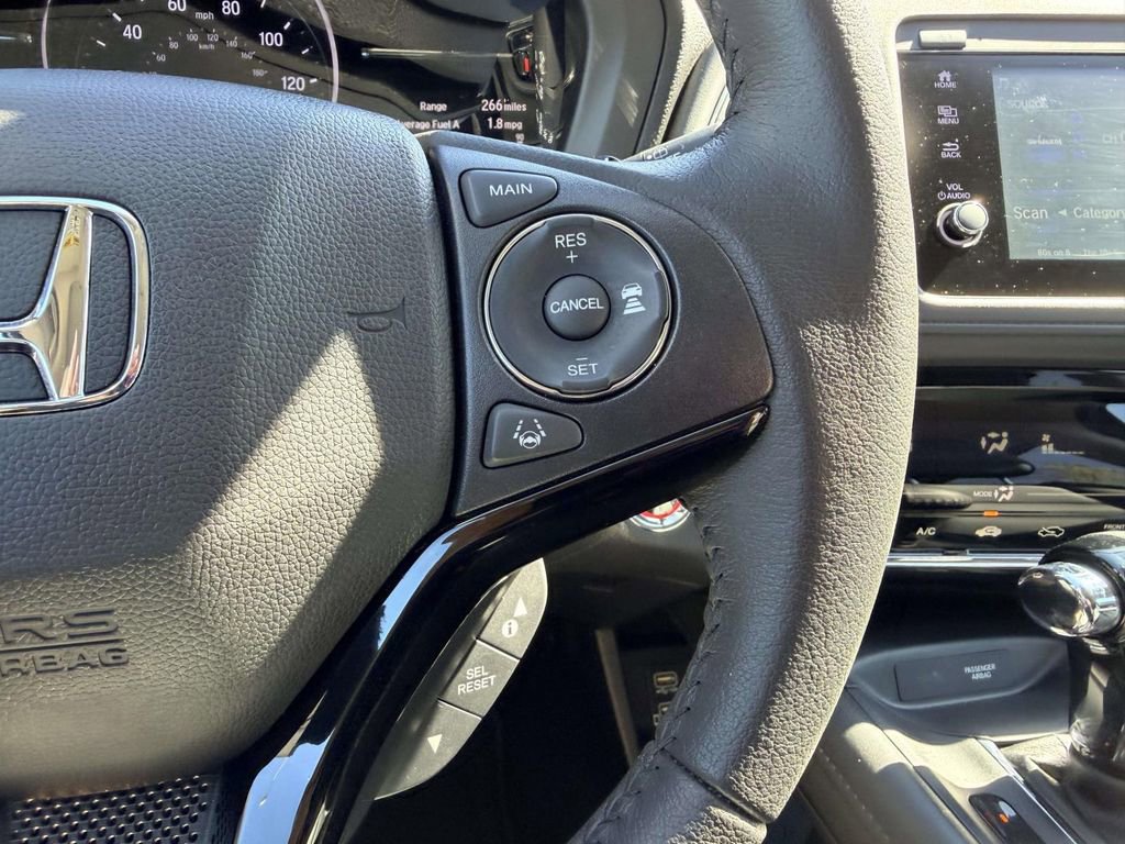 Used 2021 Honda HR-V EX-L image 7