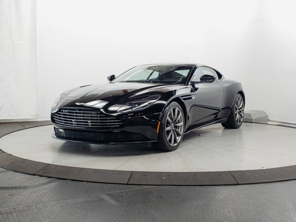 Used 2019 Aston Martin DB11 Coupe RWD image 3