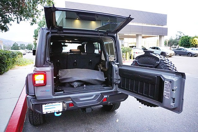 Used 2023 Jeep Wrangler Unlimited AWD/4WD image 20