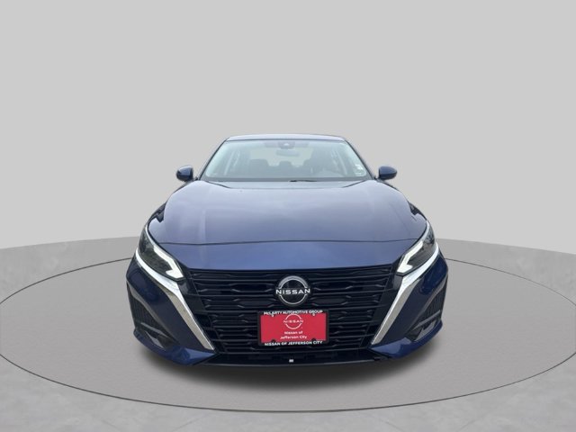Used 2023 Nissan Altima 2.5 S FWD image 2