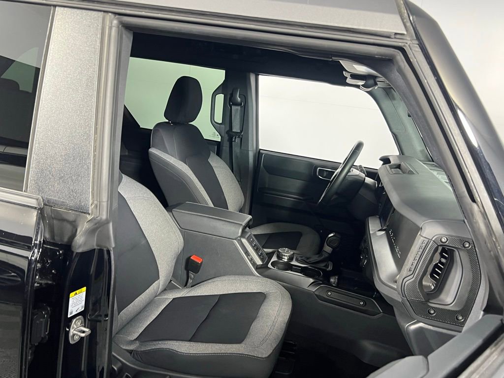Used 2025 Ford Bronco Big Bend image 32
