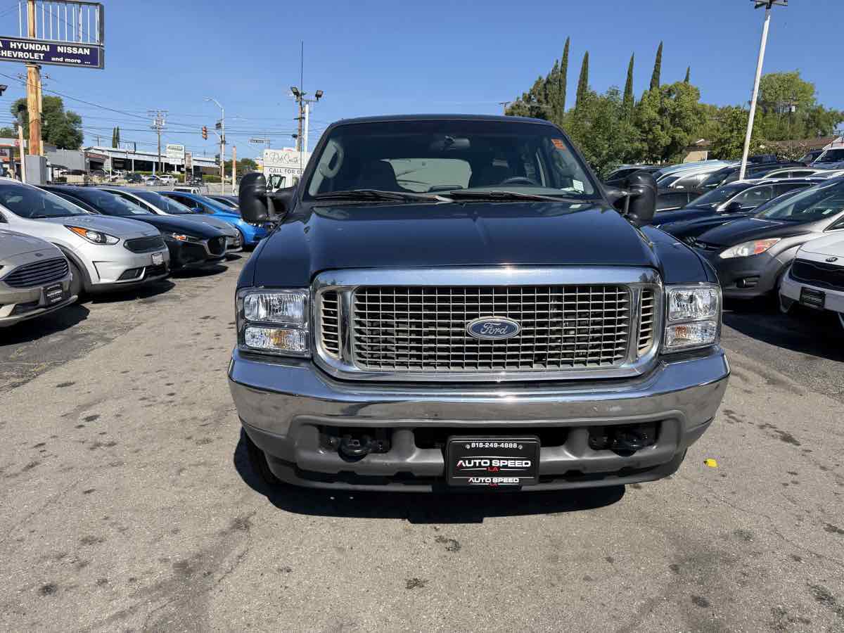 Used 2003 Ford Excursion XLT RWD image 2