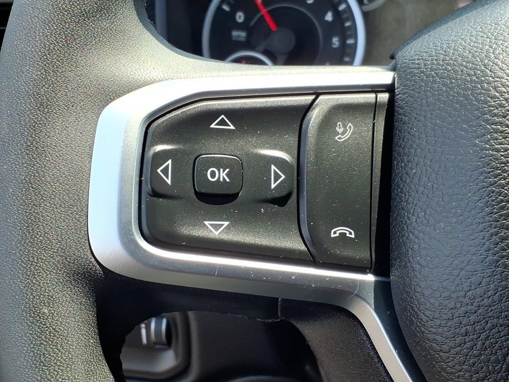 Certified 2025 RAM 2500 Big Horn AWD/4WD image 11