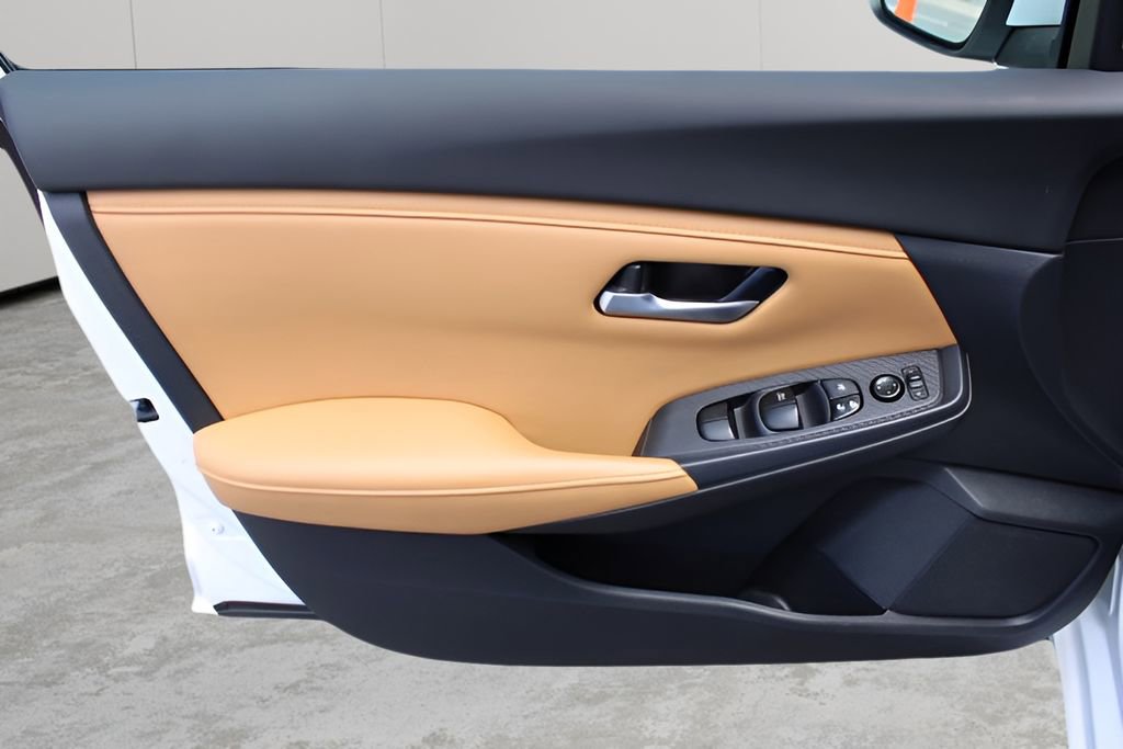 Used 2022 Nissan Sentra SV w/ SV Premium Package image 19