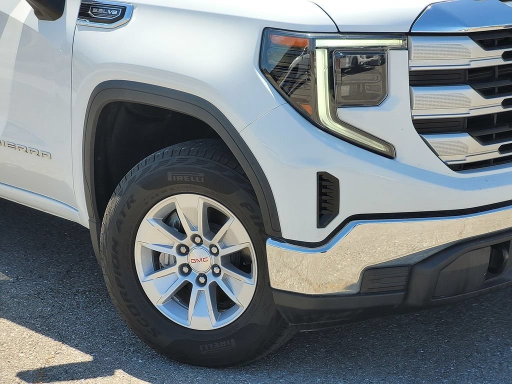 Used 2023 GMC Sierra 1500 SLE AWD/4WD image 9