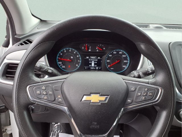 Used 2020 Chevrolet Equinox LS w/ LS Convenience Package FWD image 10