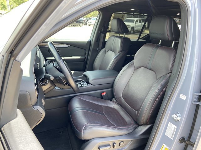Used 2025 Honda Pilot Black Edition image 19