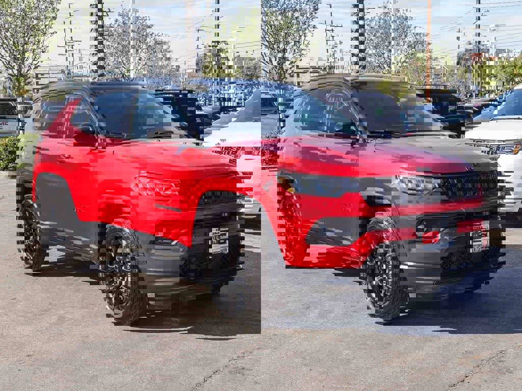 Certified 2023 Jeep Compass Altitude w/ Sun and Sound Group image 3