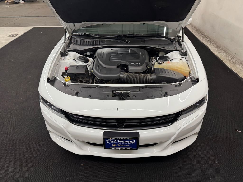 Used 2022 Dodge Charger SXT image 11