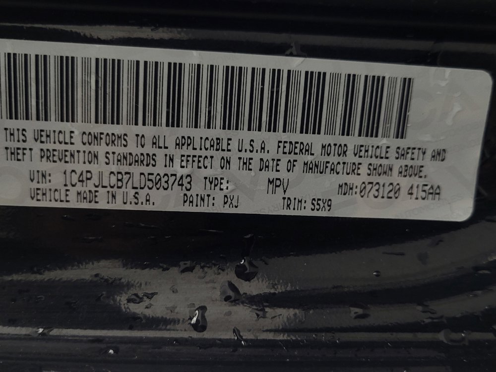 Used 2020 Jeep Cherokee Latitude FWD image 33