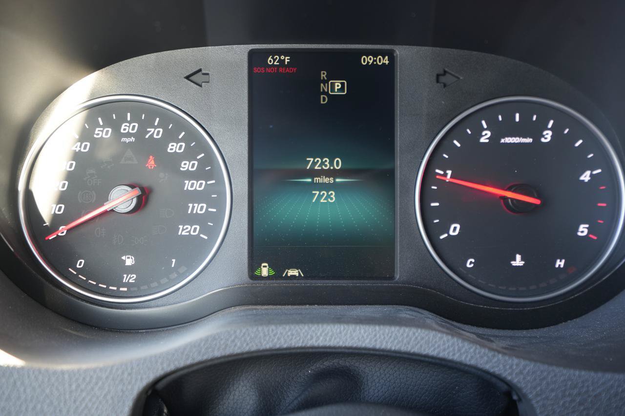 Used 2024 Mercedes-Benz Sprinter 2500 image 20