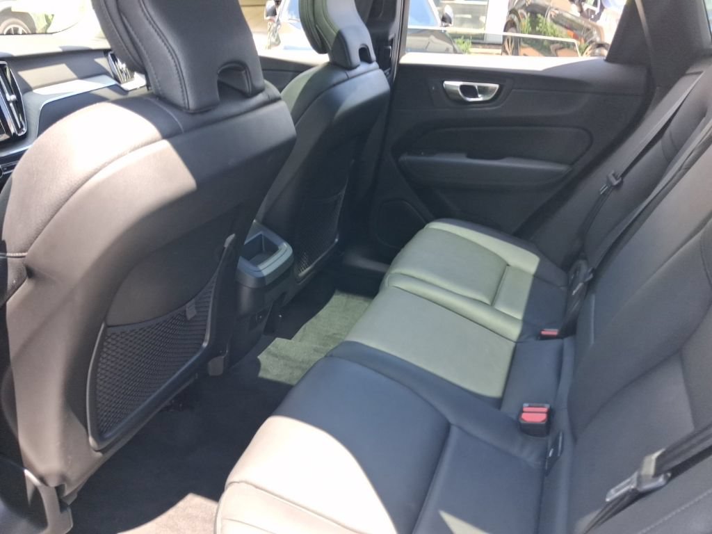 Certified 2025 Volvo XC60 B5 Plus w/ Protection Package Premier AWD/4WD image 14