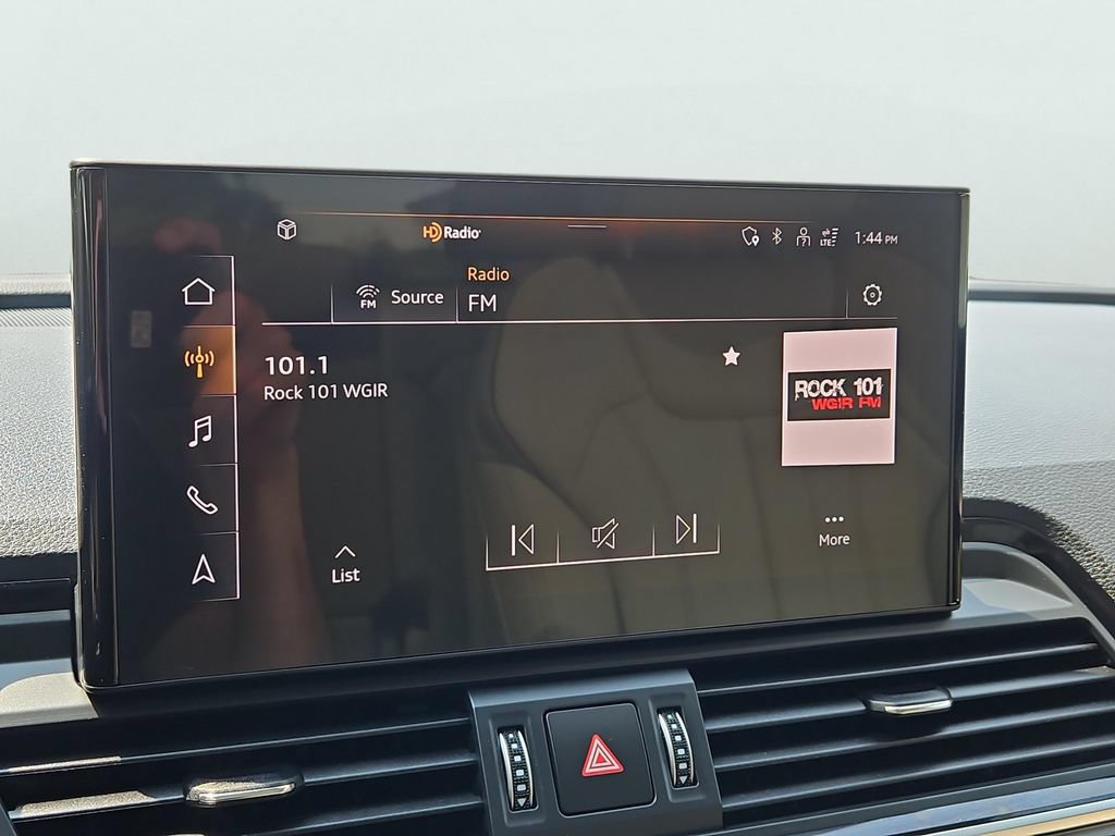 Certified 2024 Audi Q5 2.0T Premium AWD/4WD image 30