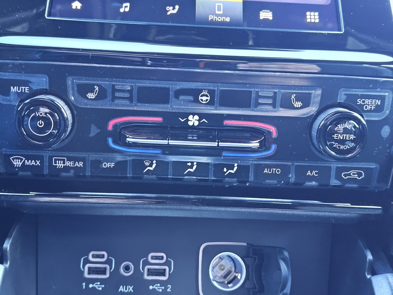 New 2025 Jeep Grand Cherokee L Altitude image 13