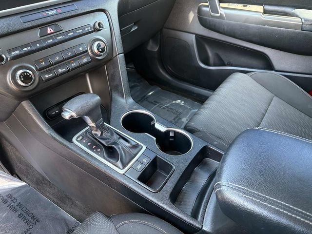 Used 2020 Kia Sportage LX FWD image 25
