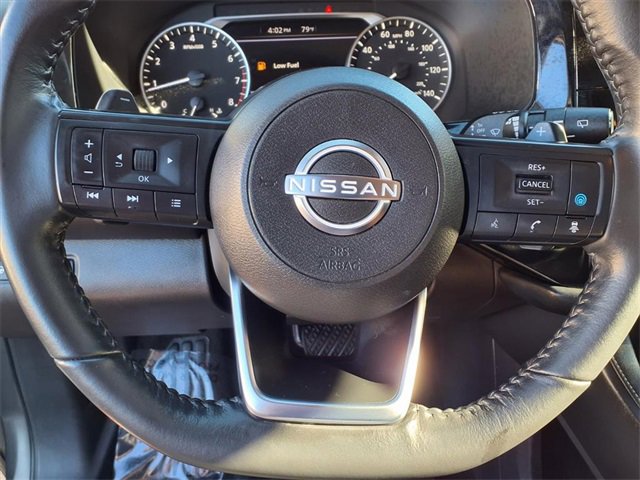 Used 2024 Nissan Pathfinder SV image 14