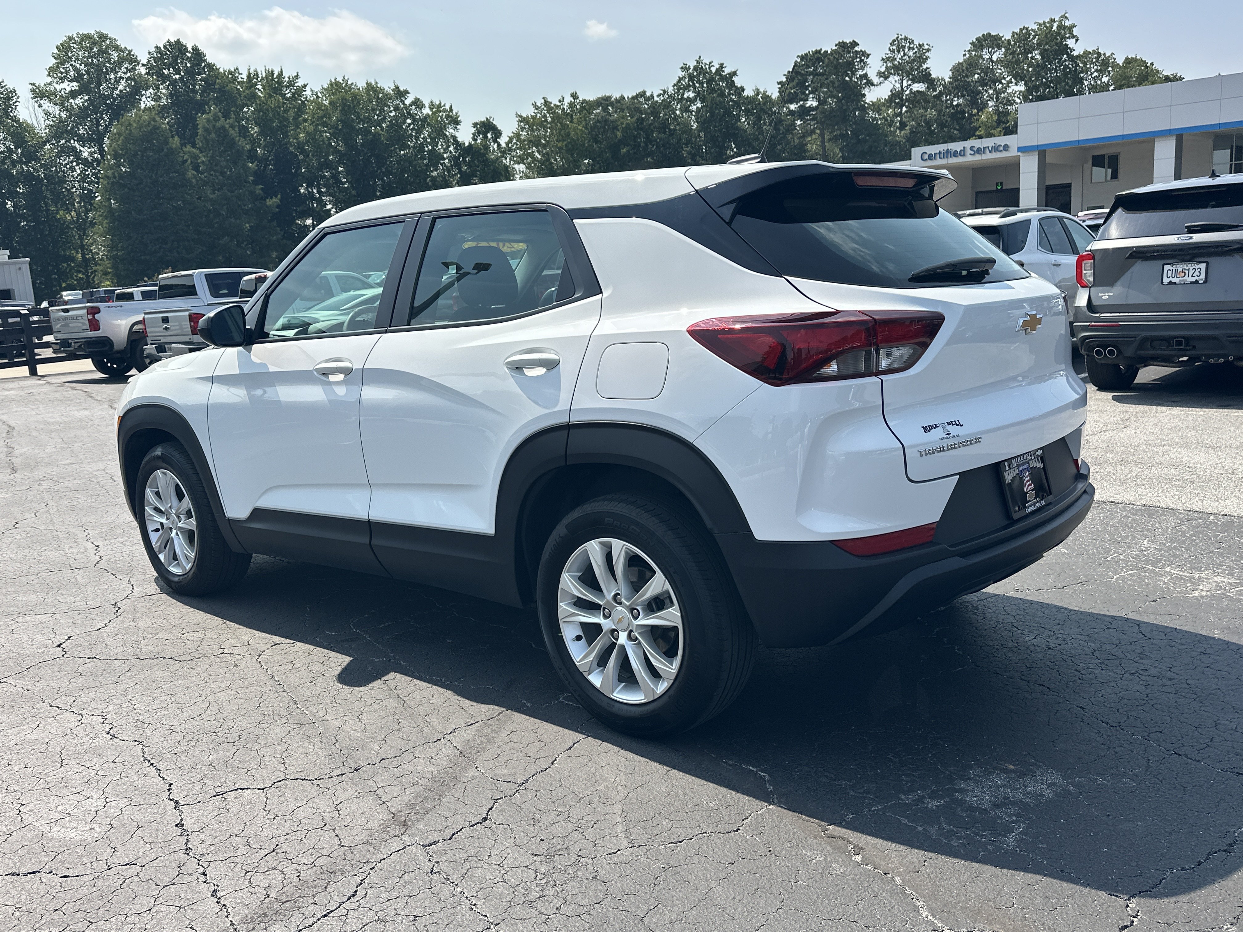 Used 2023 Chevrolet TrailBlazer LS FWD image 6