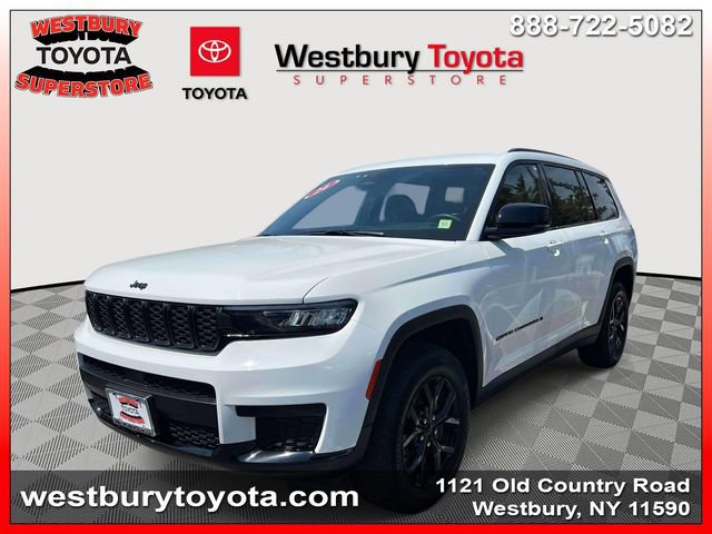 Used 2024 Jeep Grand Cherokee L Laredo AWD/4WD image 3