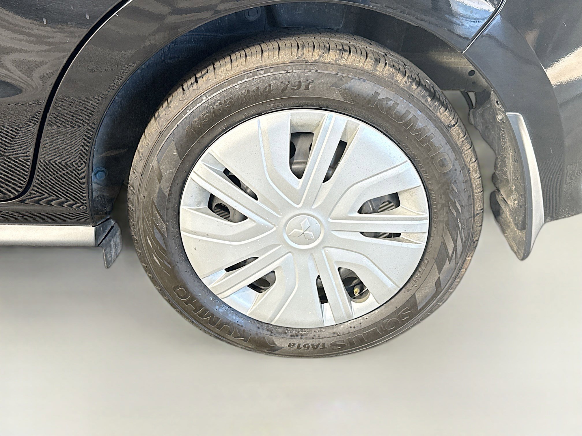 Used 2024 Mitsubishi Mirage ES image 37