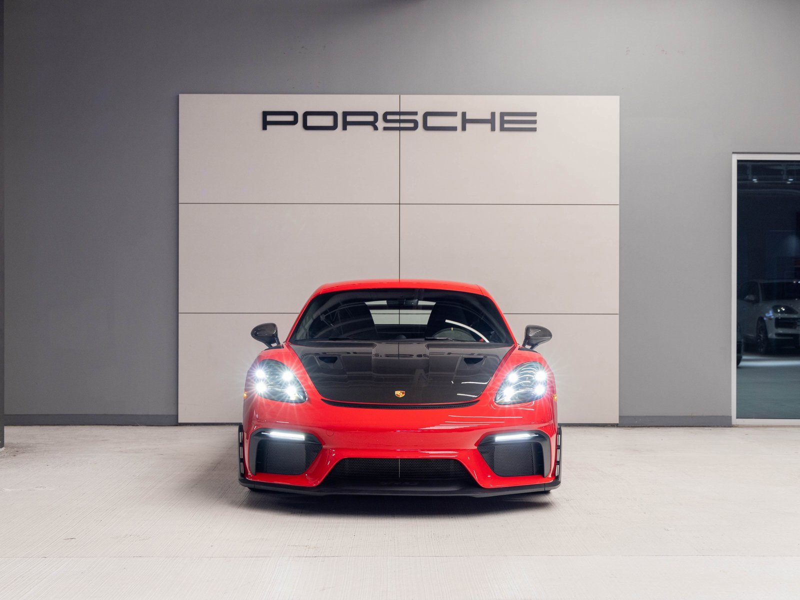 Used 2024 Porsche 718 Cayman GT4 RS w/ Weissach Package image 10