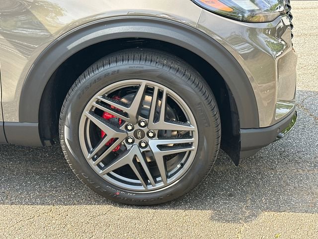 New 2026 Ford Explorer ST-Line w/ ST-Line Street Pack RWD image 14