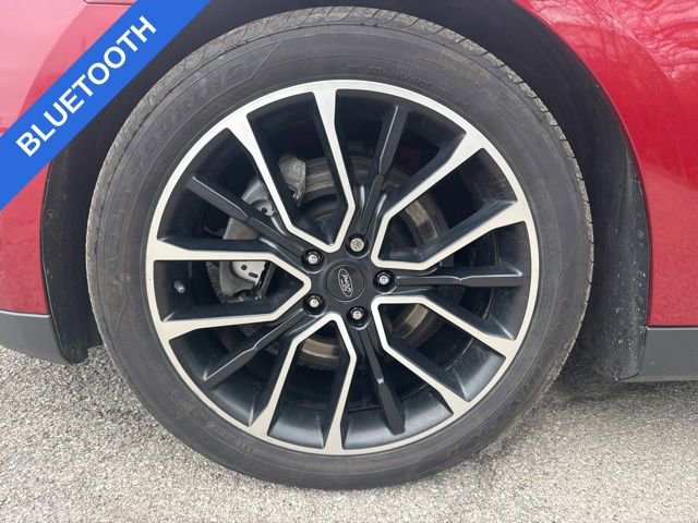 Used 2018 Ford Taurus SHO w/ Driver Assist Package image 10